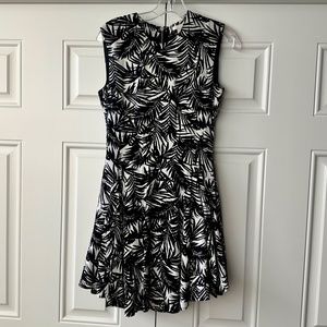 H&M Dress Black & White Leaf Print Size 6